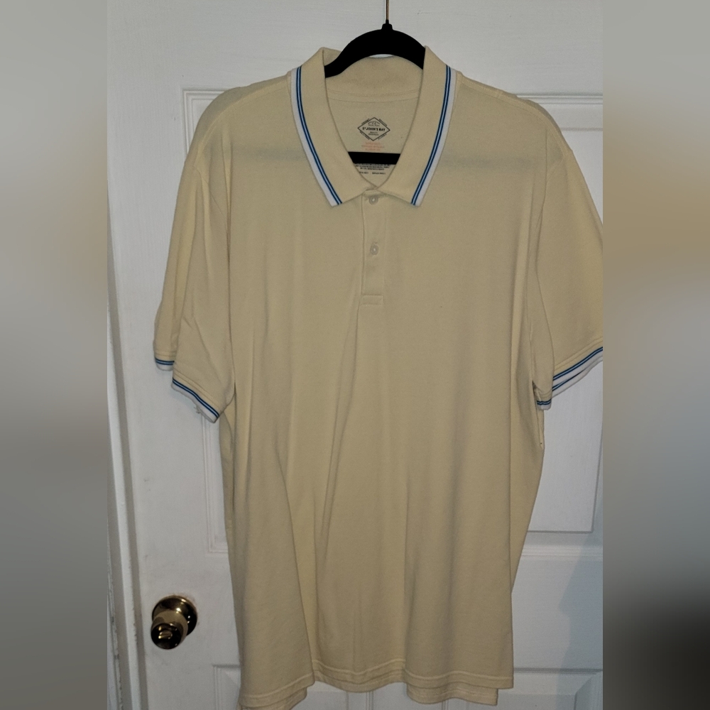 Men's light pastel yellow Polo Shirt st. John's bay
